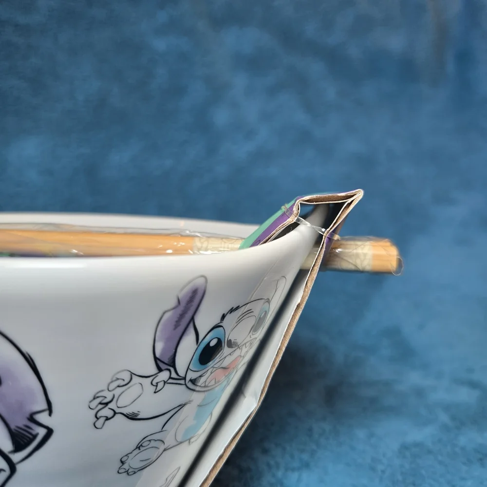 🌺Disney's Stitch 16oz. Sketch-Art Ramen Noodle Bowl with Chopsticks, Tossed